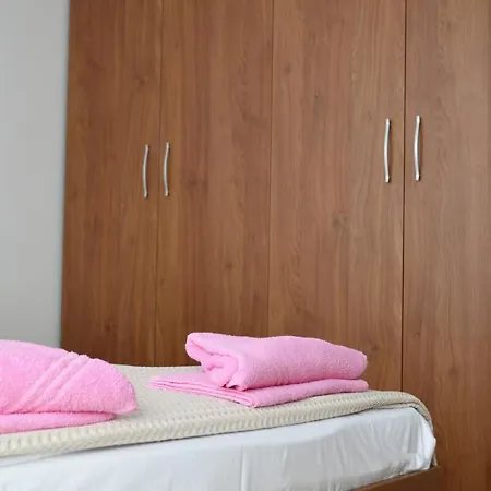 Aquamarine Apartment *