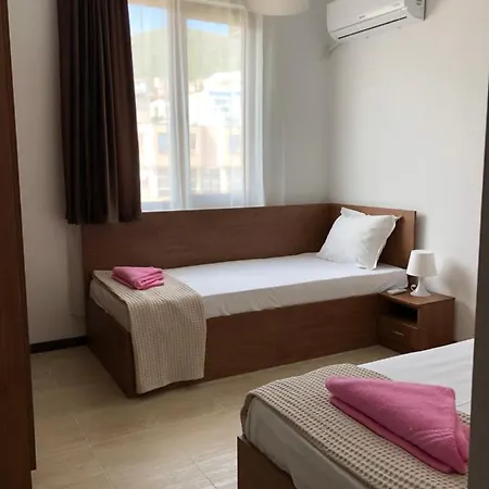 Aquamarine * Светий Влас