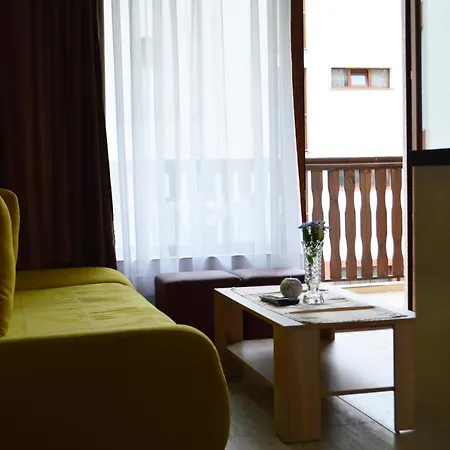 Апартаменти Aquamarine