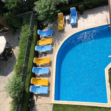 Апартаменти Aquamarine