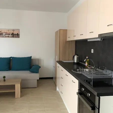 Aquamarine Apartment