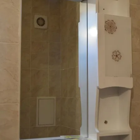 Aquamarine Apartment