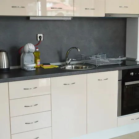 Aquamarine Апартаменти *