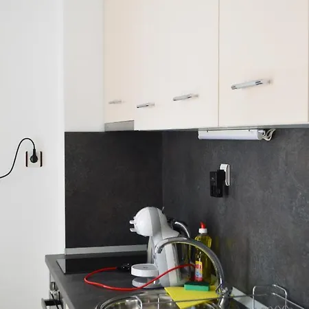 Апартаменти Aquamarine *