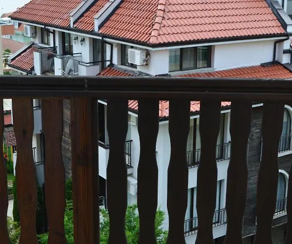 Apartament Aquamarine *